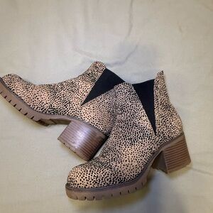 Altar'd State Tan and Black Ankle Boots